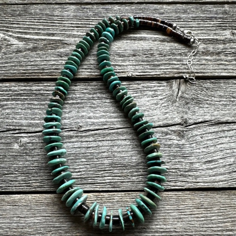 Sterling Silver Graduated Turquoise Heishi Bead Necklace 20 Inch - Picture 2 of 12
